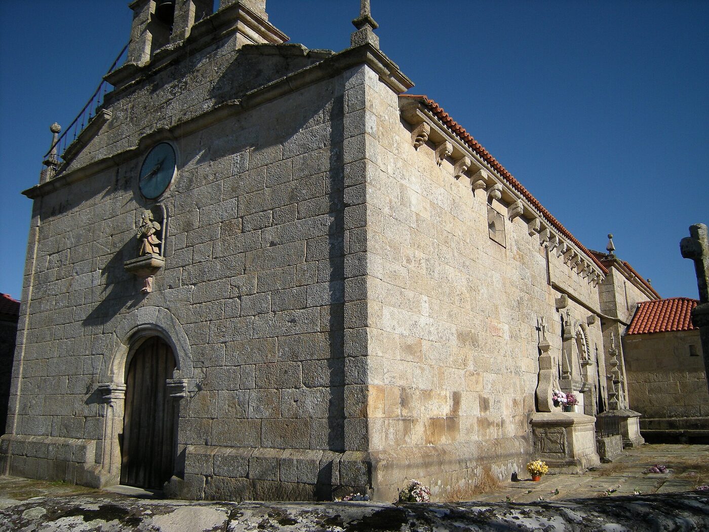 Igrexa de Santo André de Guillamil en Rairiz de Veiga