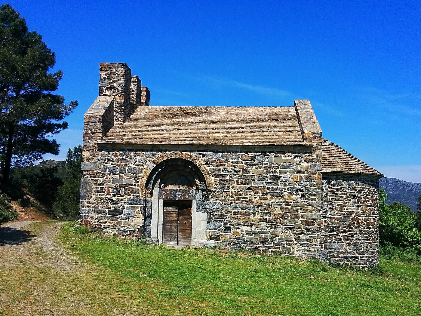 Sant Miquel de Colera en Colera