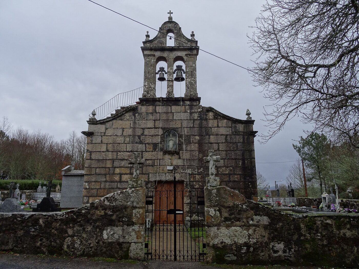 Igrexa de Santa María de Vilar de Vacas en Cartelle
