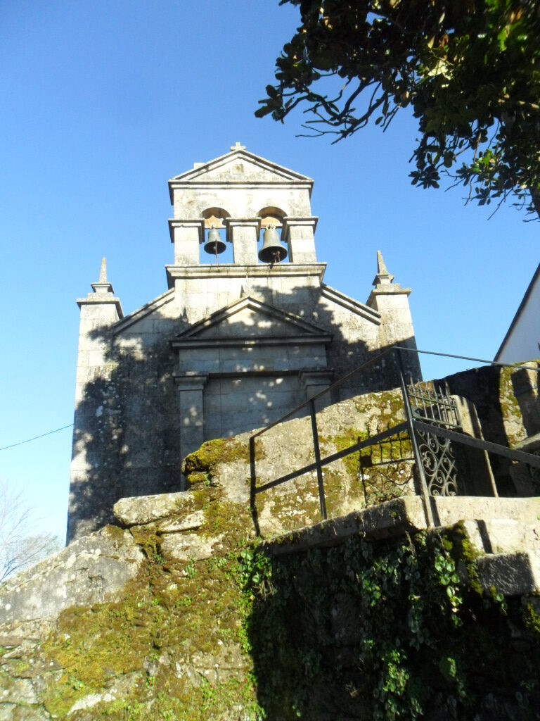 Igrexa do Santiago de Chaguazoso en A Mezquita