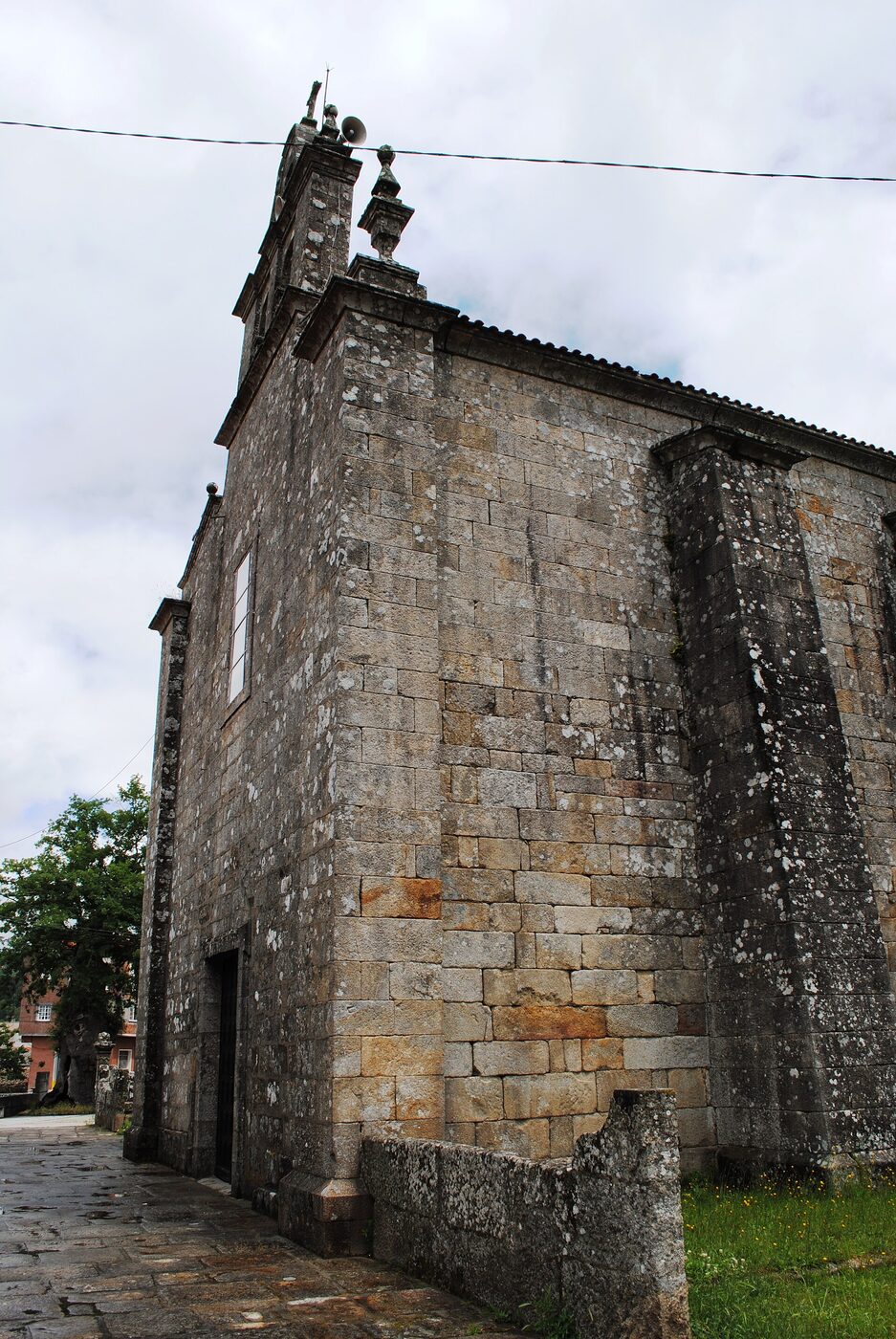 Igrexa de San Pedro de Bande en Bande
