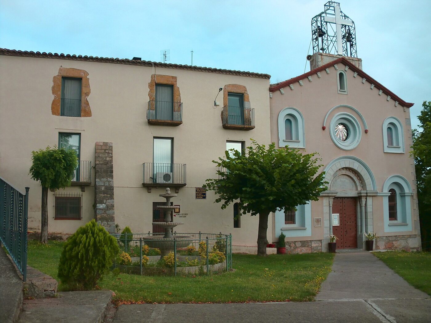Santuari de la Mare de Déu de la Salut en Terrades