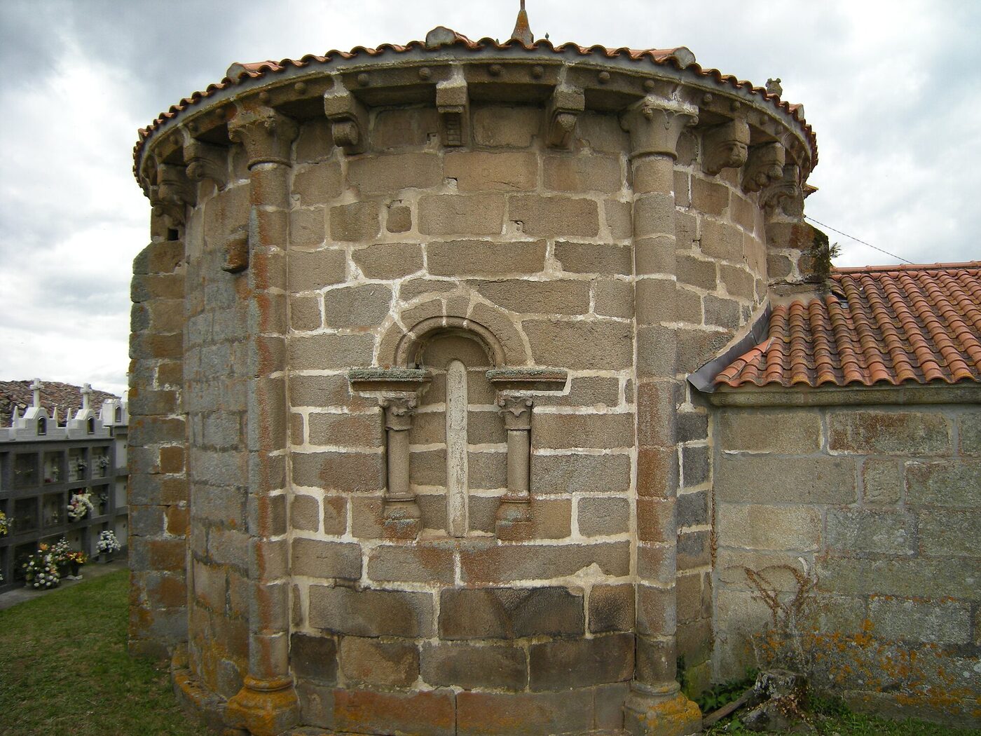 Igrexa de San Pedro de Figueiredo en Paderne de Allariz