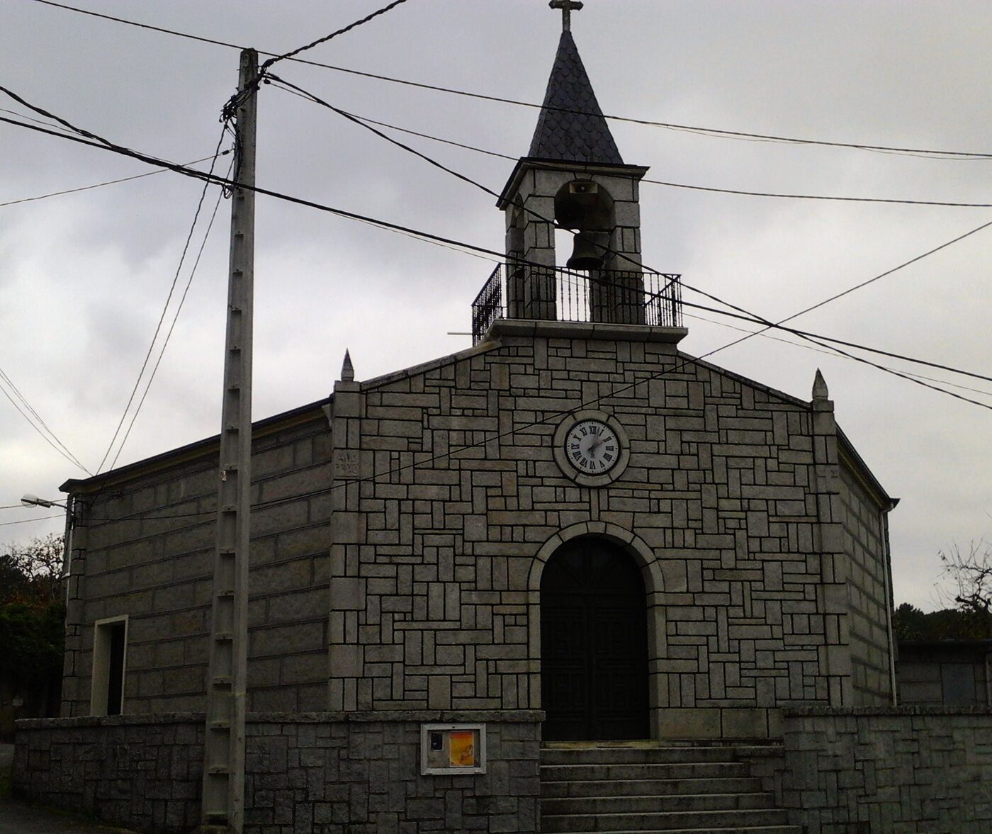 Igrexa de San Xoán de Bentraces en Barbadás