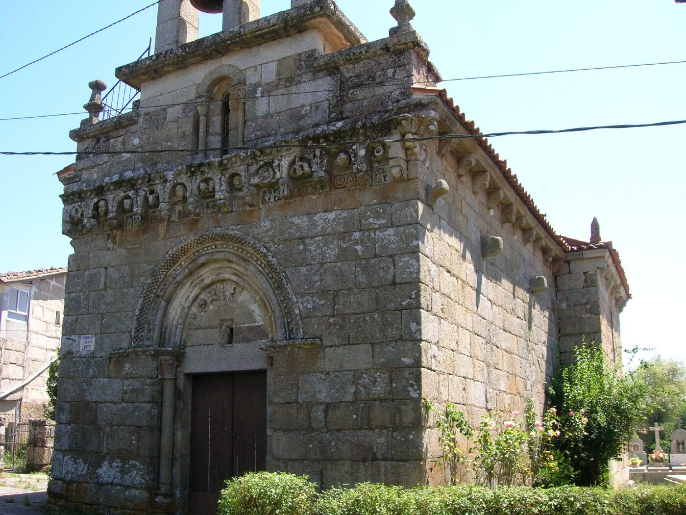 Igrexa de San Martiño de Loiro en Barbadás