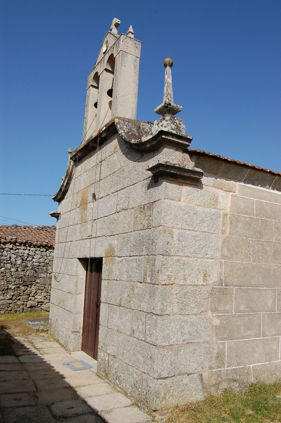 Igrexa de Santa Comba de Gargantós en San Cibrao das Viñas