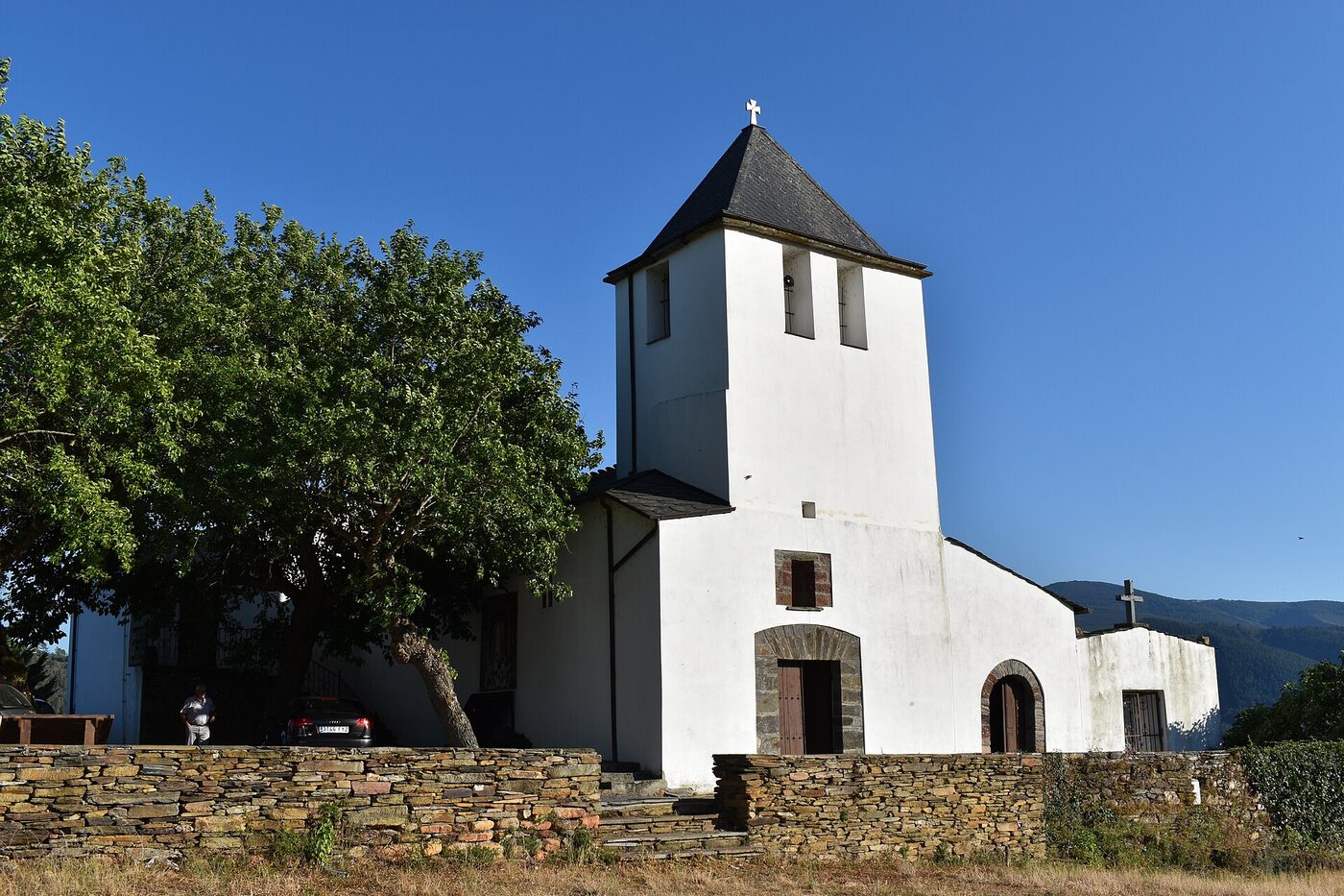 Igrexa de Santa María da Ermida en Quiroga