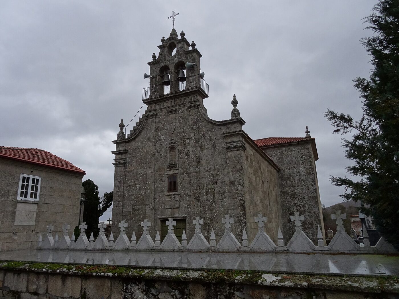 Igrexa de Santa María de Porqueira en Porqueira