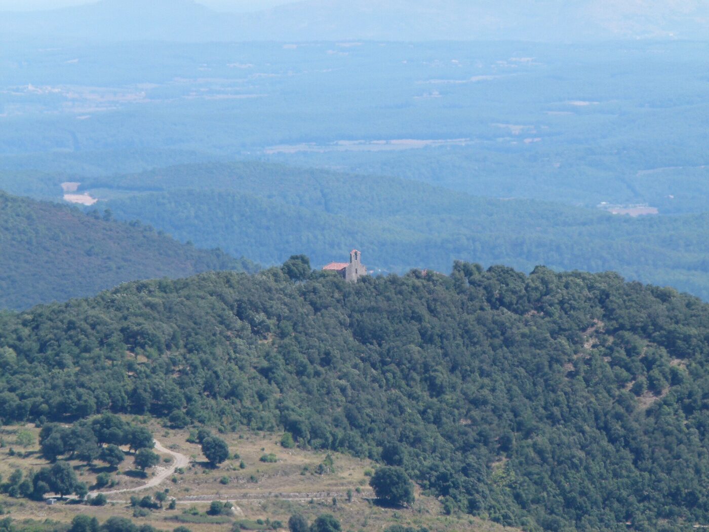 Santa Bàrbara de Pruneres en Montagut i Oix