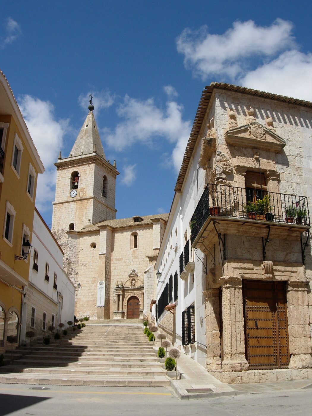 Iglesia parroquial de El Salvador en La Roda
