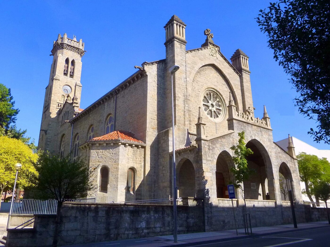 Parroquia El Salvador en Pamplona