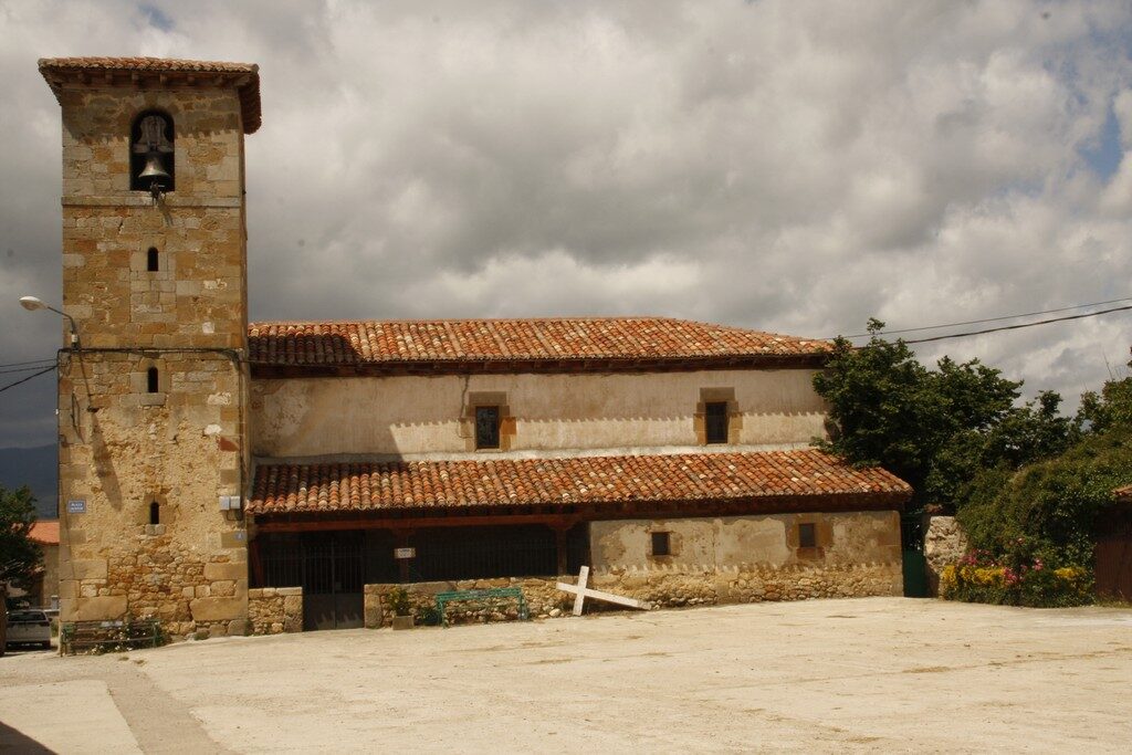 Iglesia del Salvador en Merindad de Montija