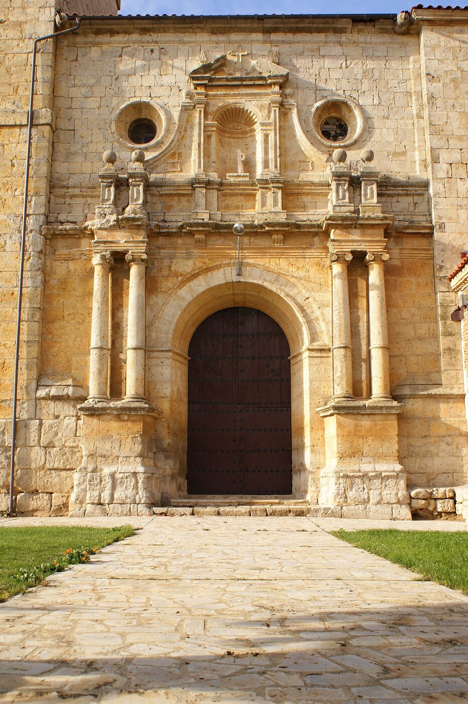 Iglesia de San Cipriano en Pedraza de Campos