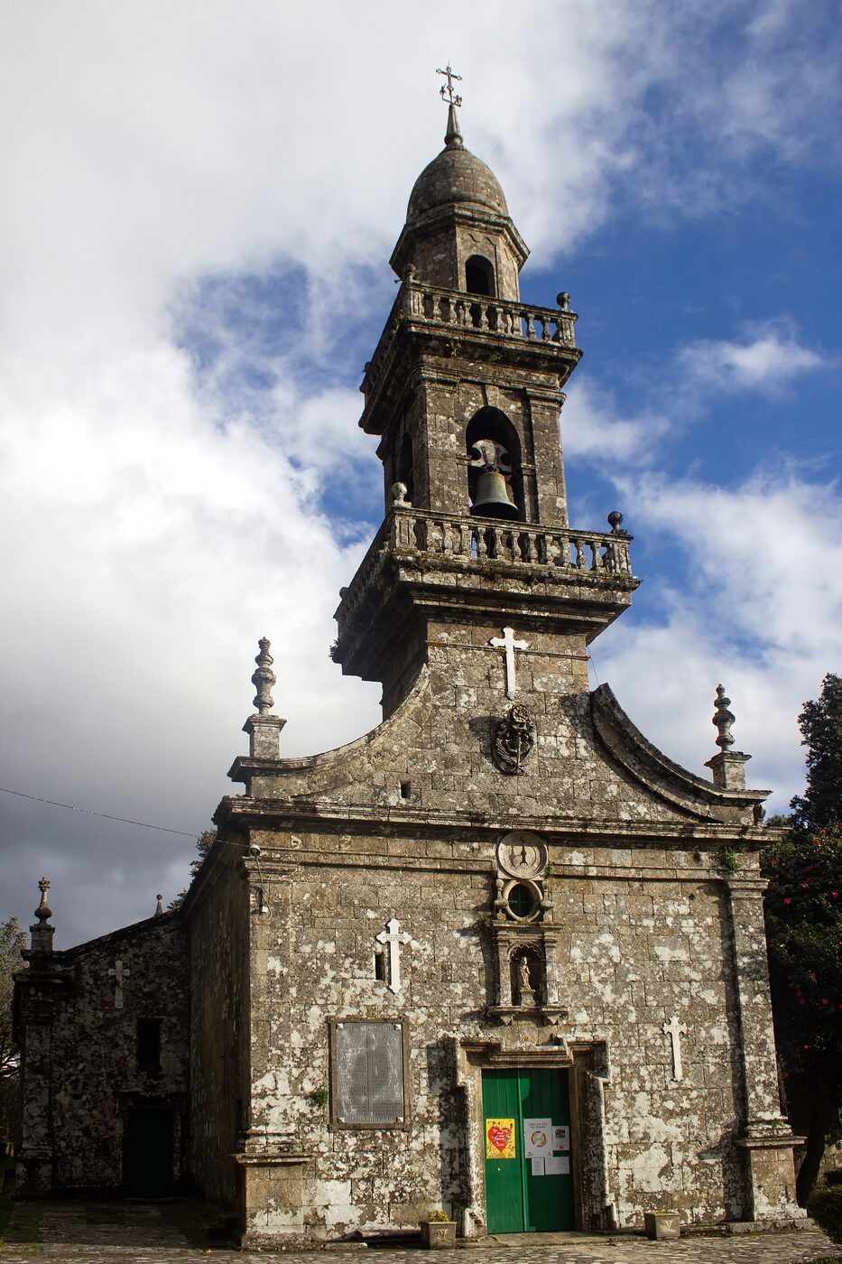 Igrexa de Santa Baia de Ponte Caldelas en Ponte Caldelas