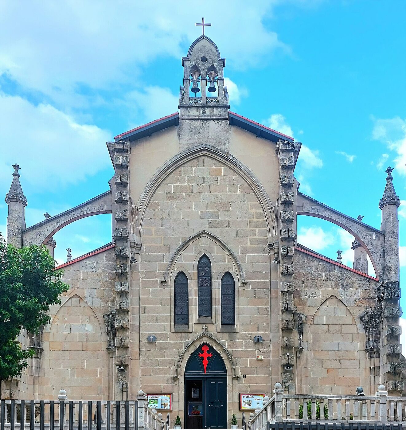 Igrexa de Santiago das Caldas en Ourense