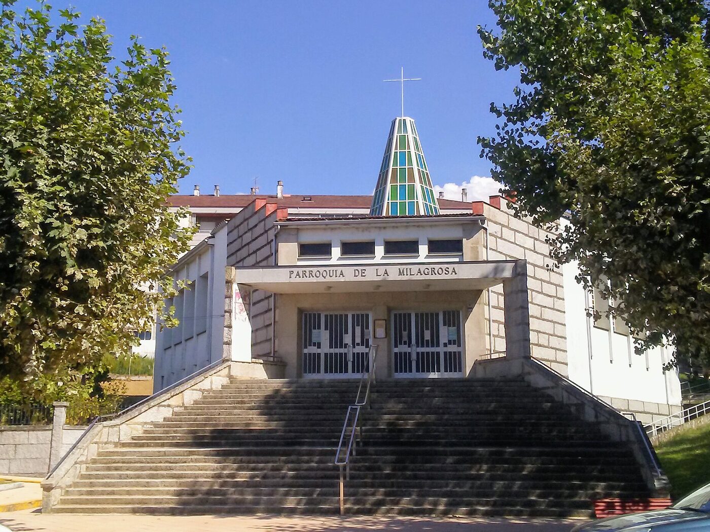 Igrexa da Milagrosa de Montealegre en Ourense
