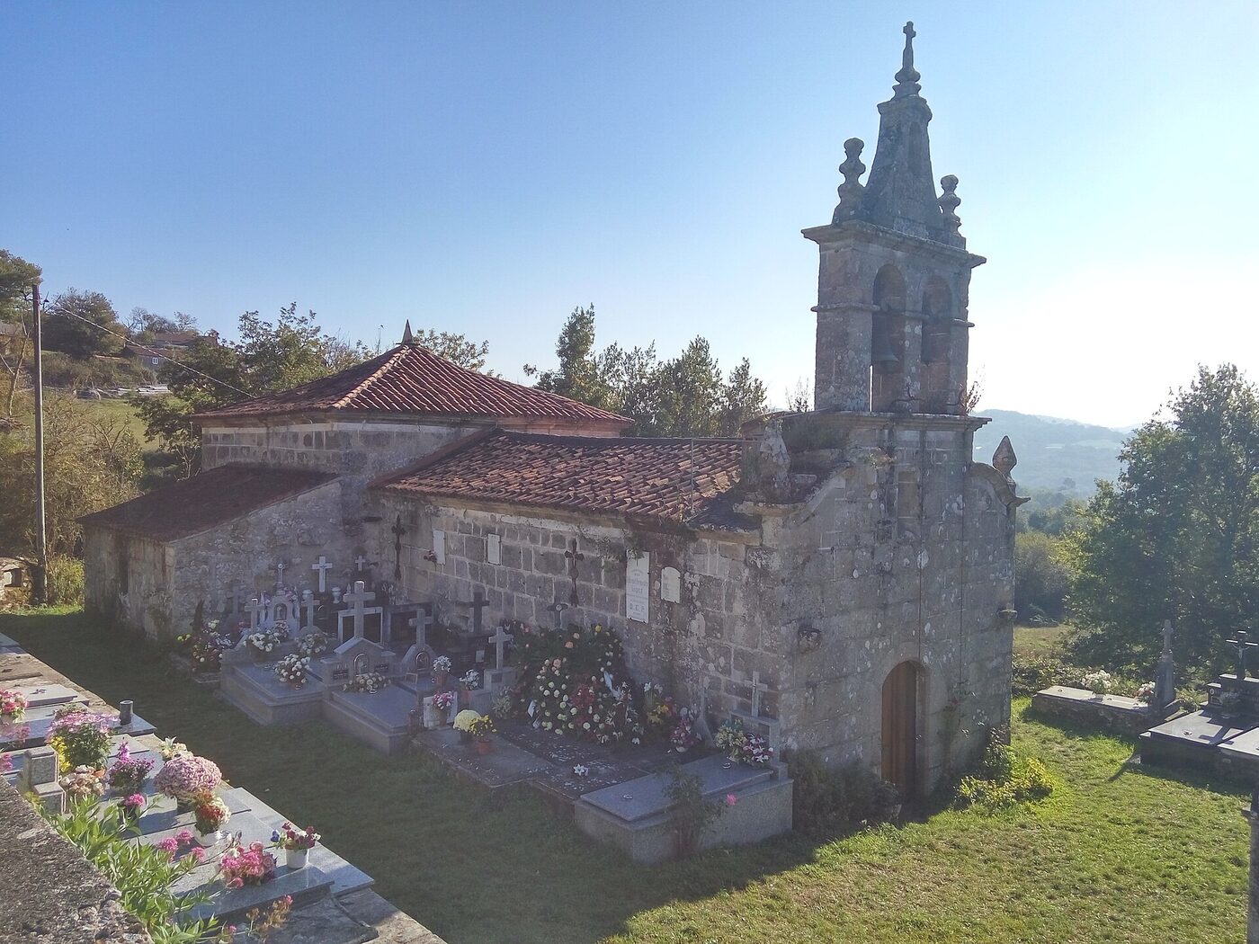 Igrexa de Santalla de Rebordaos en O Saviñao