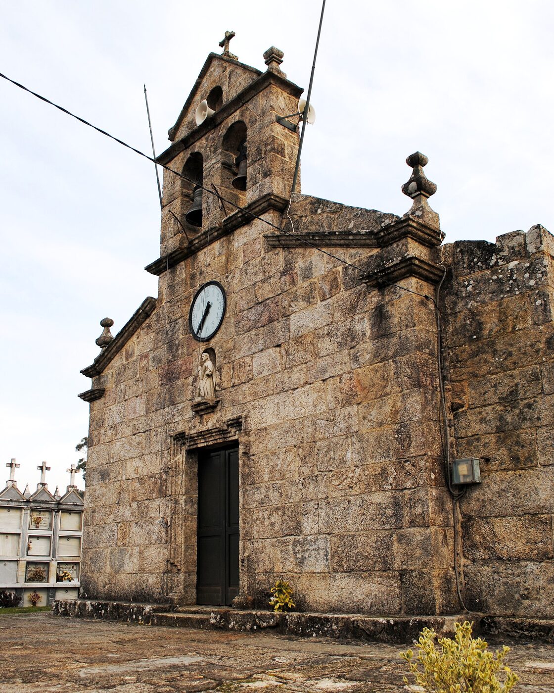 Igrexa de Santo André de Meirol en Mondariz