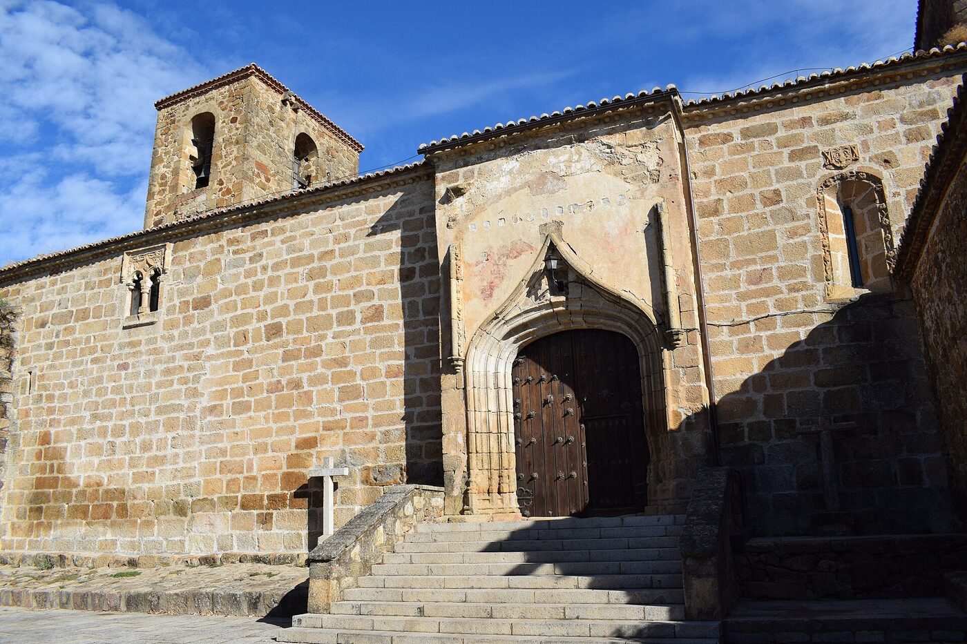Iglesia de La Vigen de Fuentes Claras en Valverde de la Vera