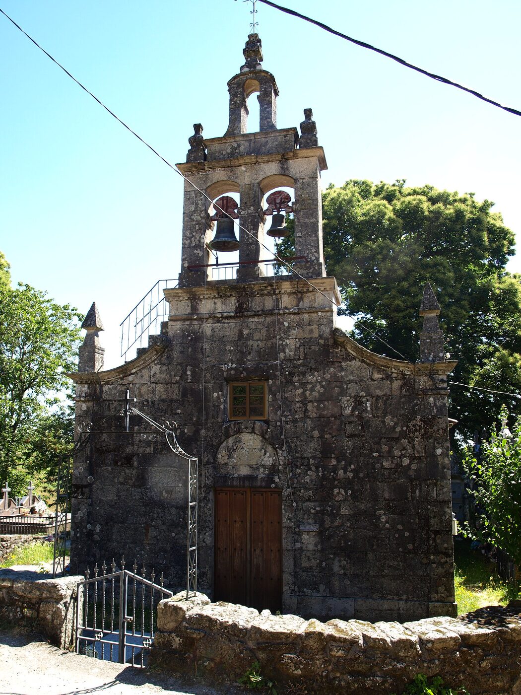 Igrexa de Santa Mariña de Esmeriz en Chantada