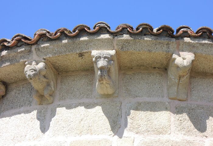Igrexa de Santiago de Requeixo