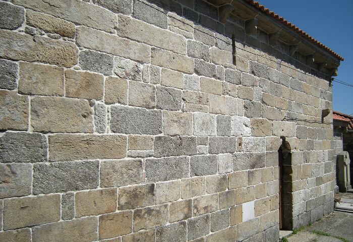 Igrexa de San Cristovo de Mouricios
