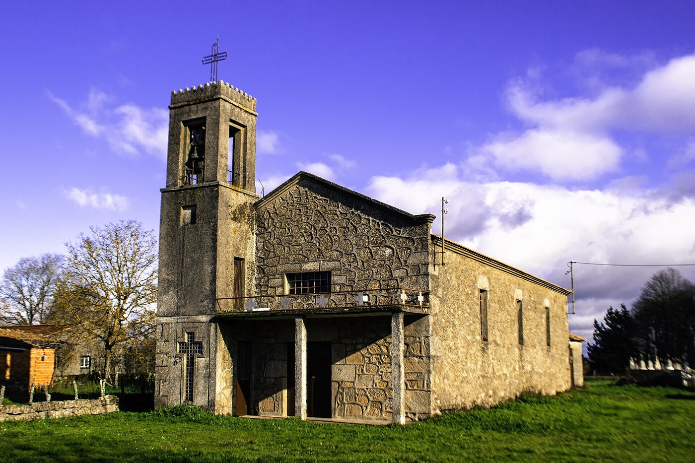 Igrexa Nova de Santa María de Pesqueiras en Chantada