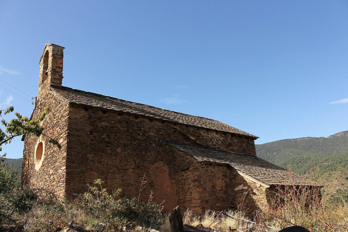 Santa Creu en Montferrer i Castellbò