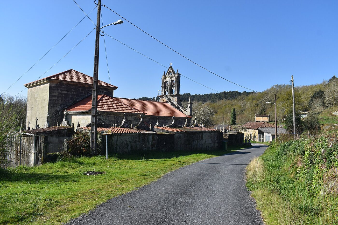 Igrexa de San Martiño de Sagra en O Carballiño
