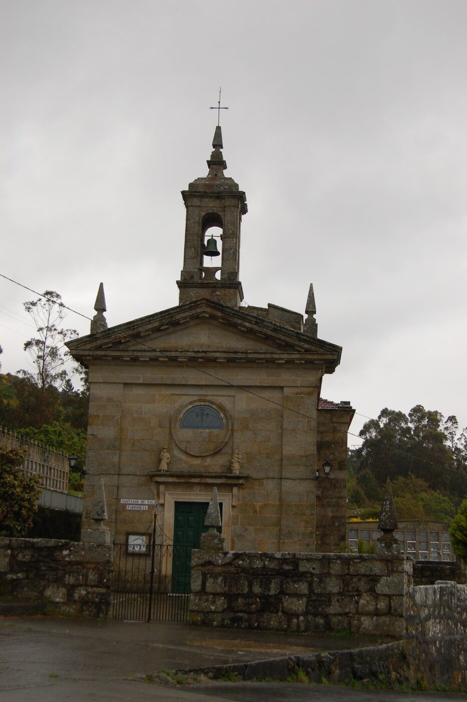 Igrexa de Santiago de Tal en Muros