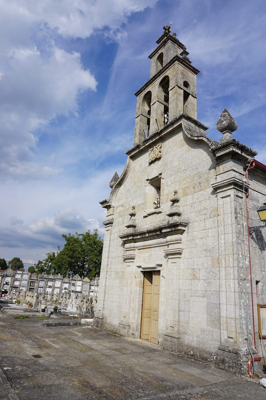 Igrexa de San Roque de Señorín en O Carballiño