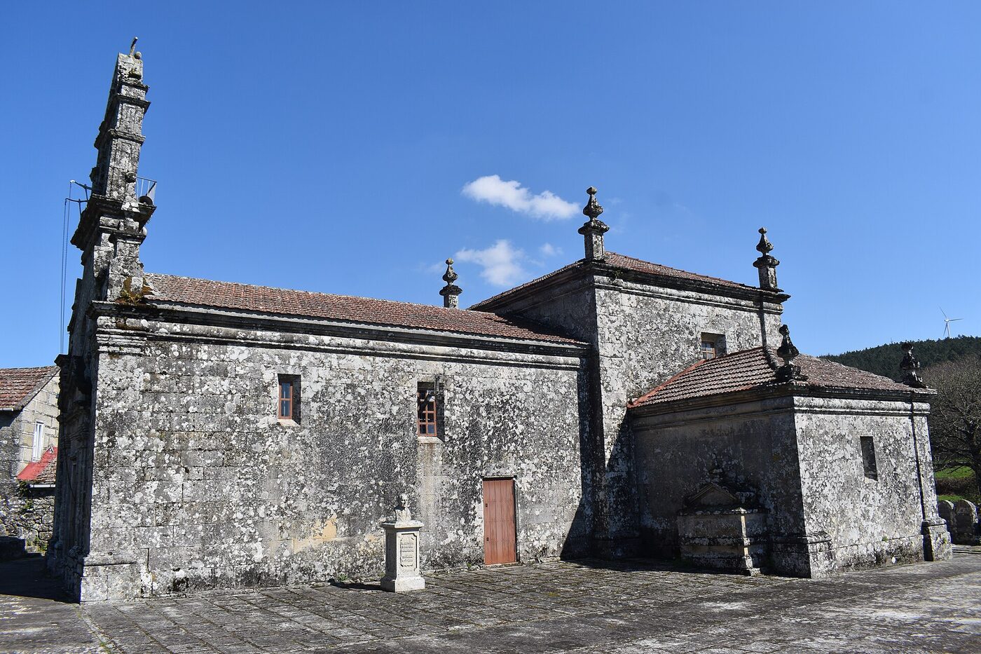 Igrexa de Santa Mariña de Loureiro en O Irixo