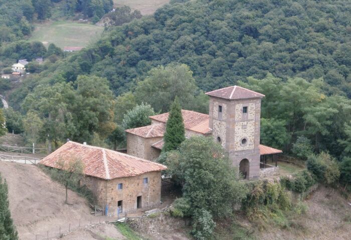 Iglesia Mártires de Valdecuna