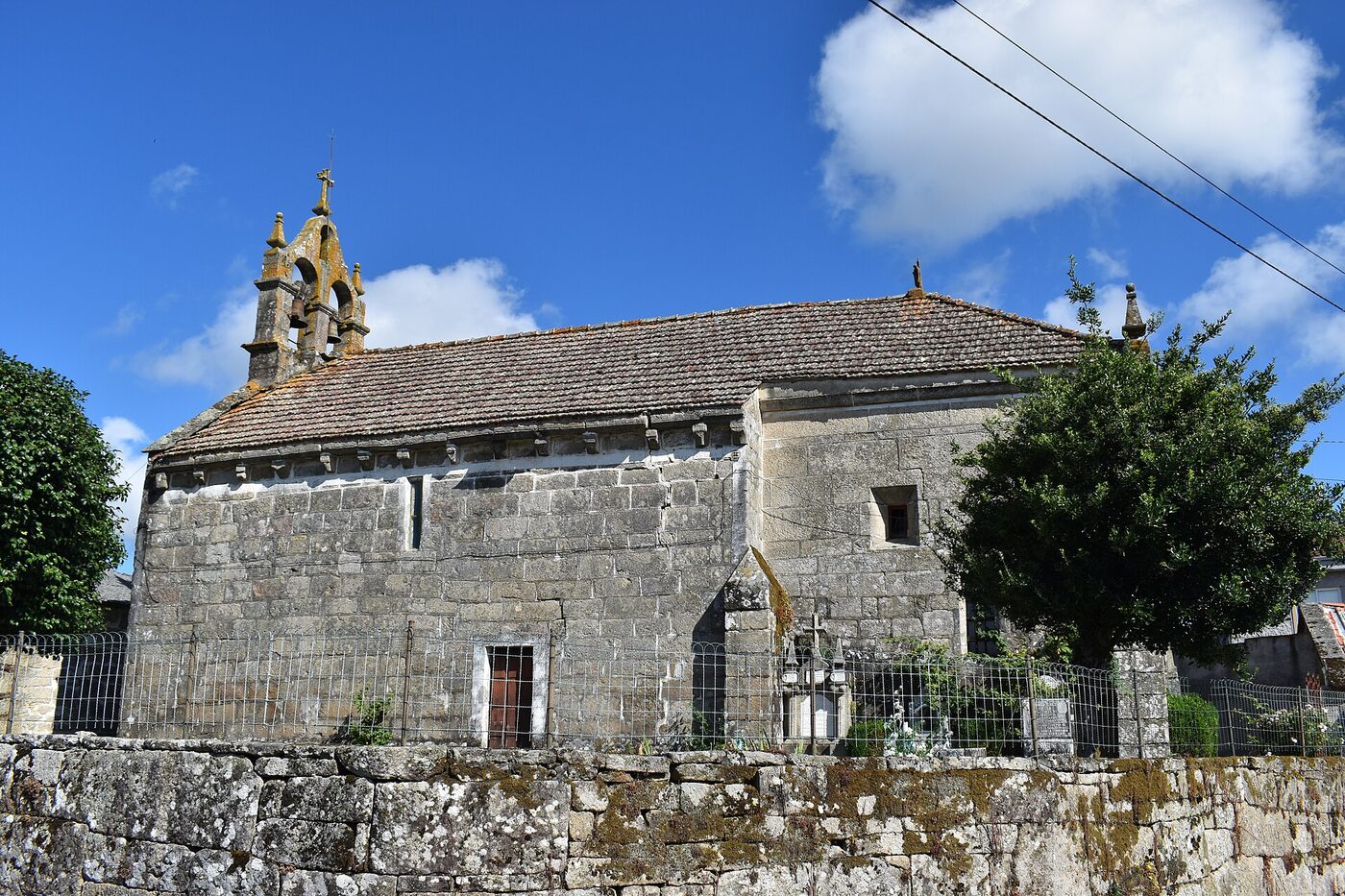 Igrexa de Santa Baia de Pereda en San Cristovo de Cea