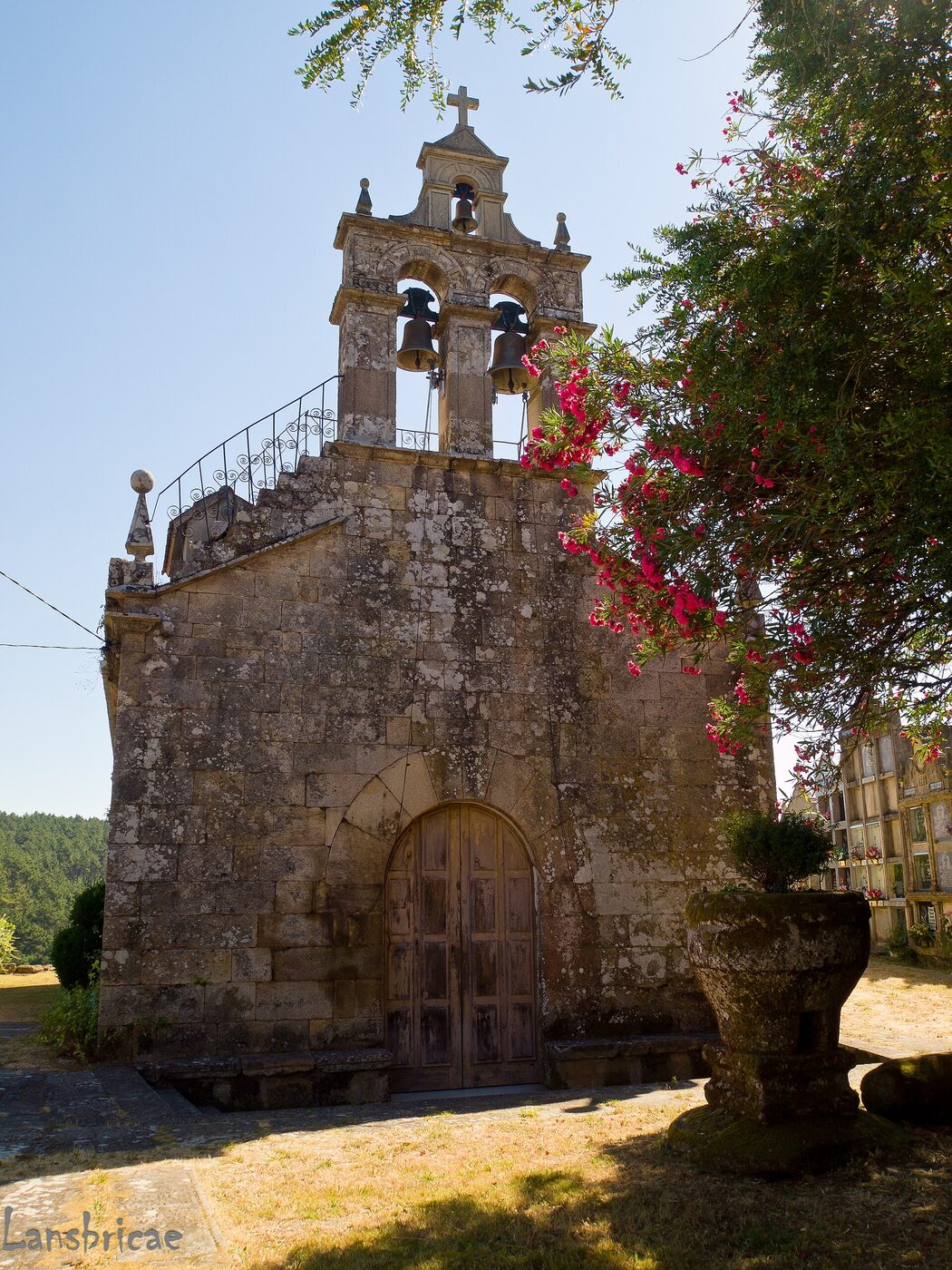Igrexa de San Miguel de Vilar de Rei en Cenlle