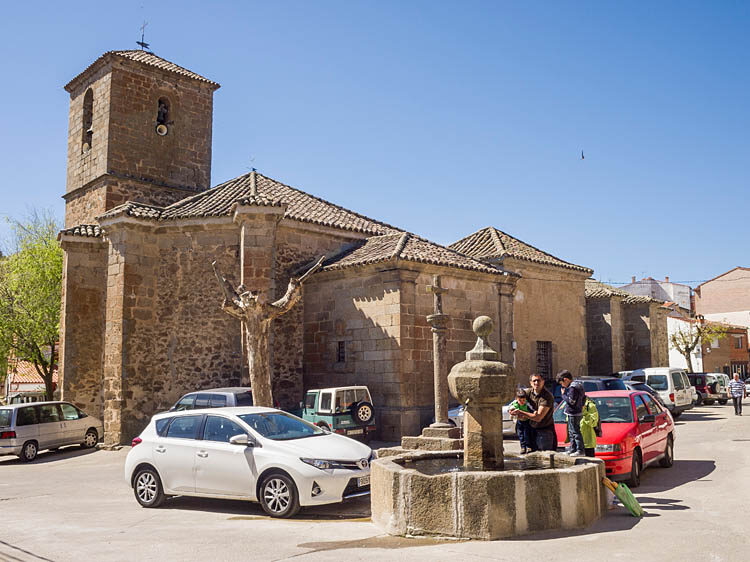 Iglesia Parroquial de la Concepción en Hinojosa de San Vicente