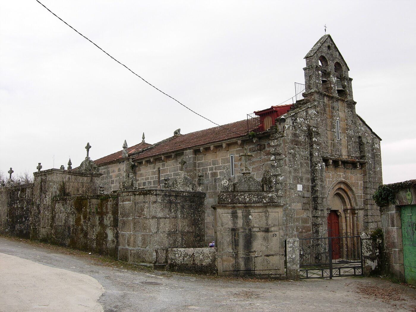 Igrexa de San Pedro de Garabás en Maside