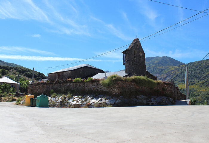 Iglesia de San Miguel de Paradela de Muces
