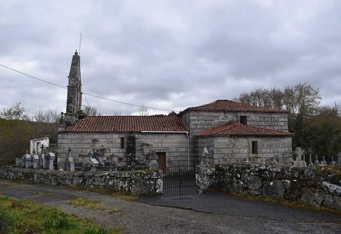 Igrexa de Santiago de Cadós