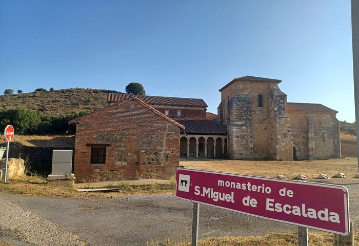 Monasterio de San Miguel de Escalada