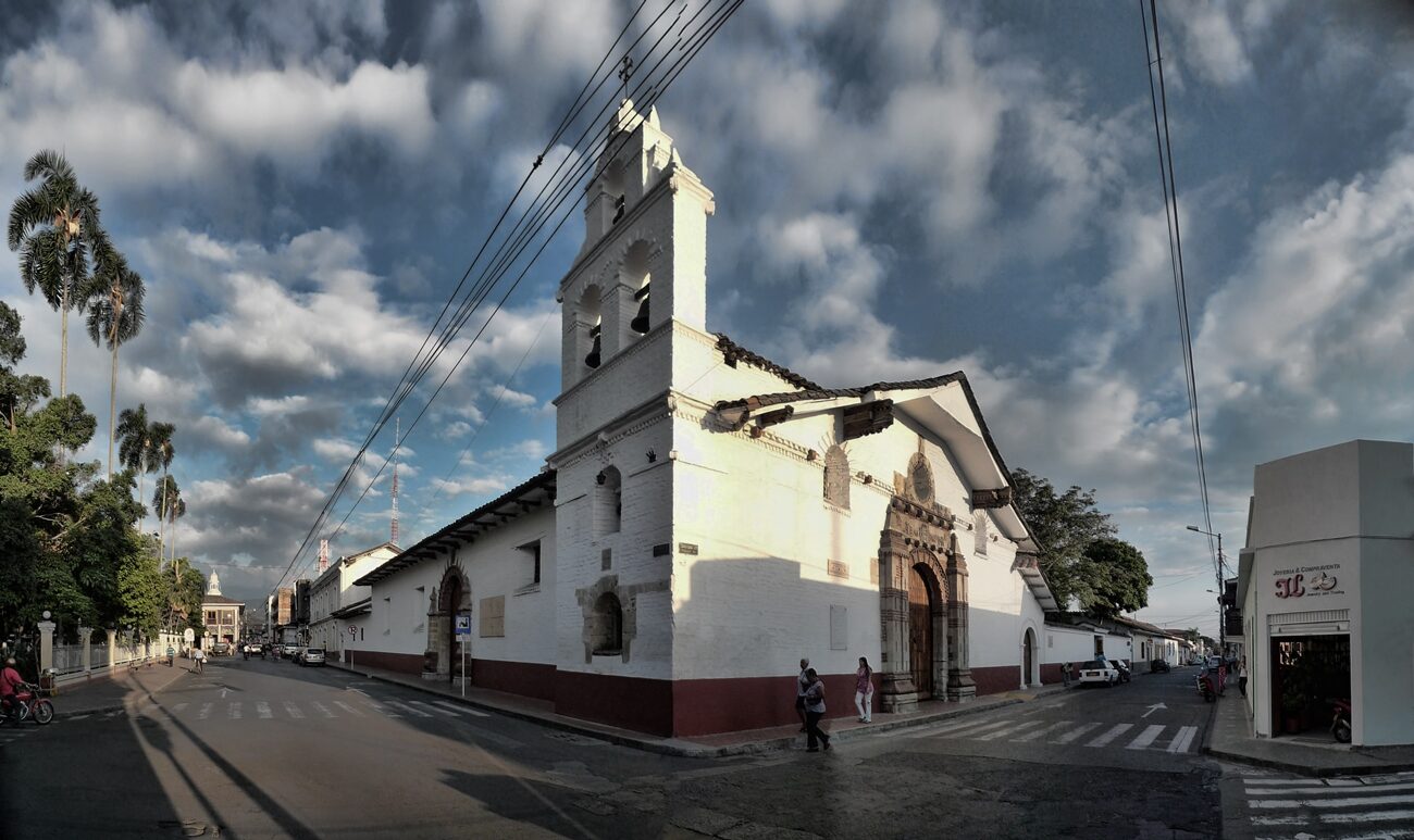 Catedral de San Pedro en Buga