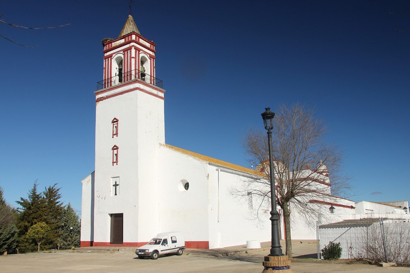 Iglesia de la Santa Cruz en Puebla de Guzmán