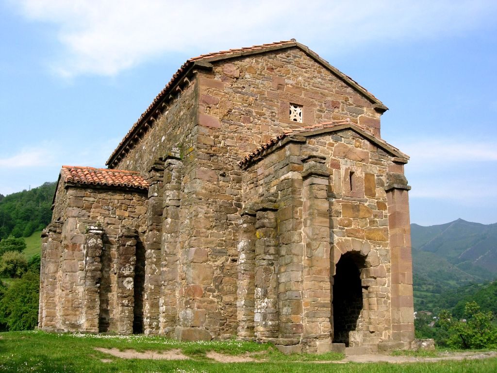Santa Cristina de Lena en Lena