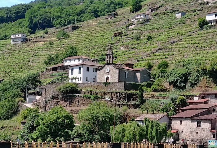 Igrexa de San Bartolomeu de Belesar