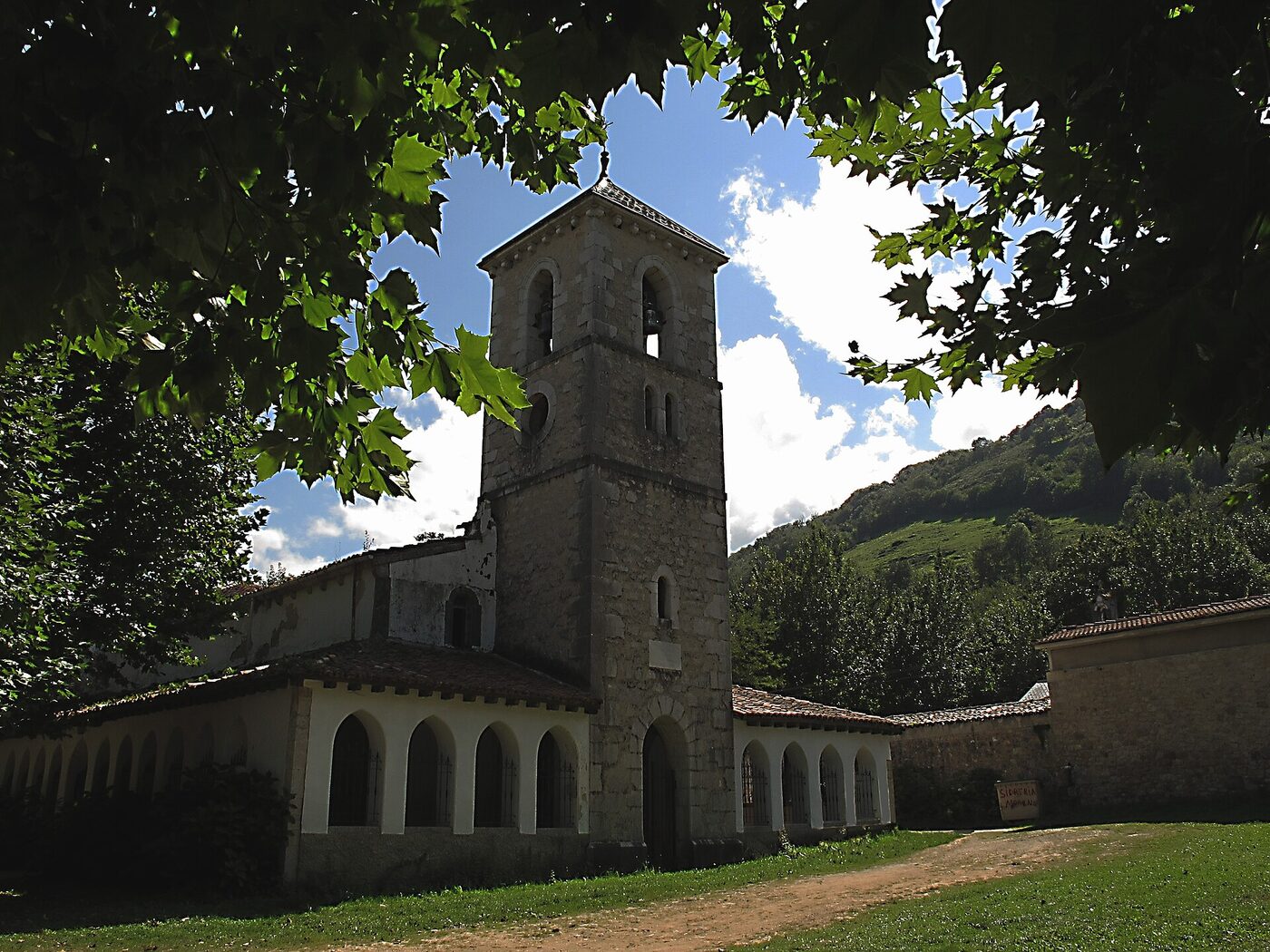 Iglesia de Santa Eulalia en Onís