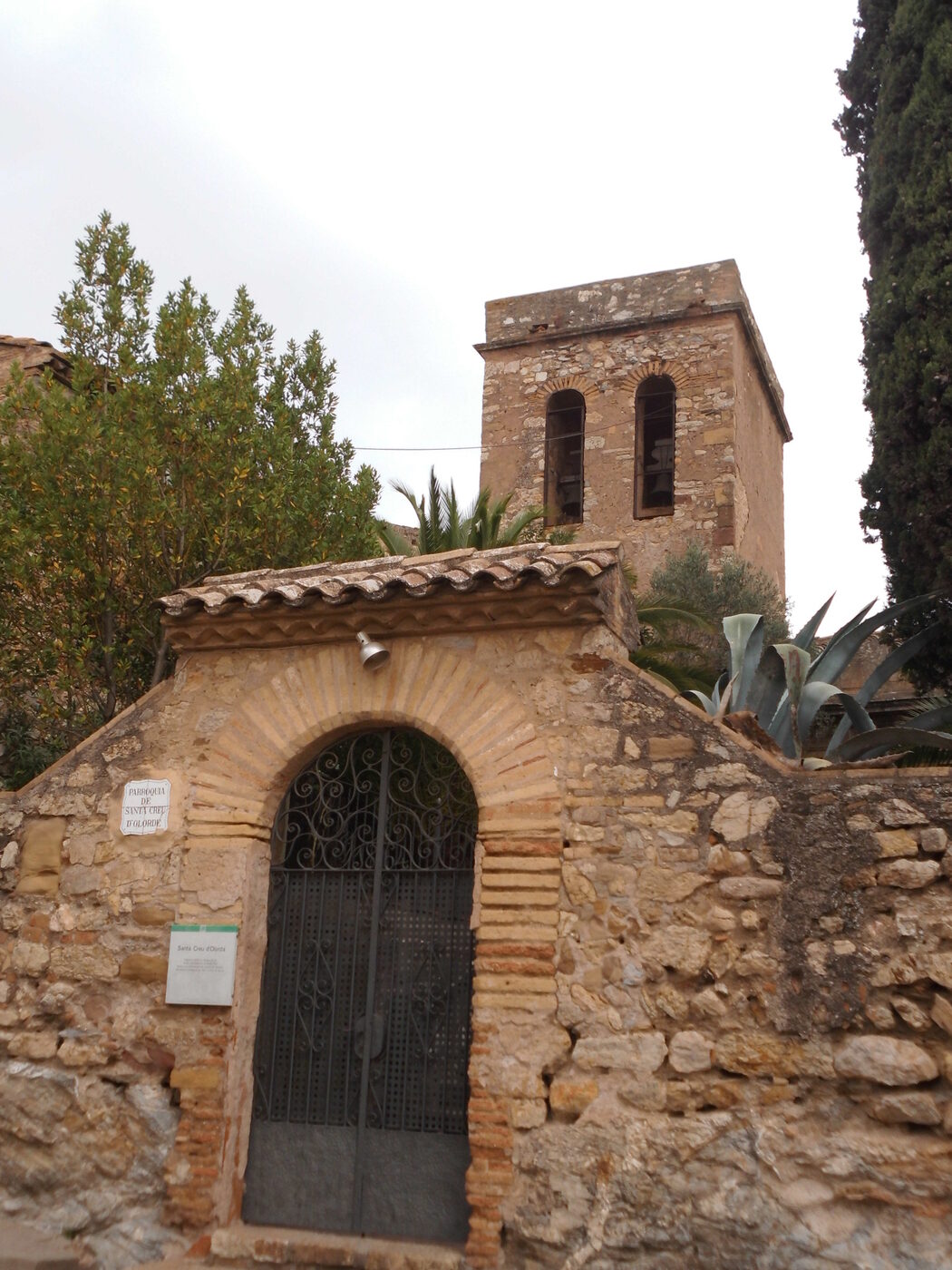 Santa Creu d'Olorda en Barcelona