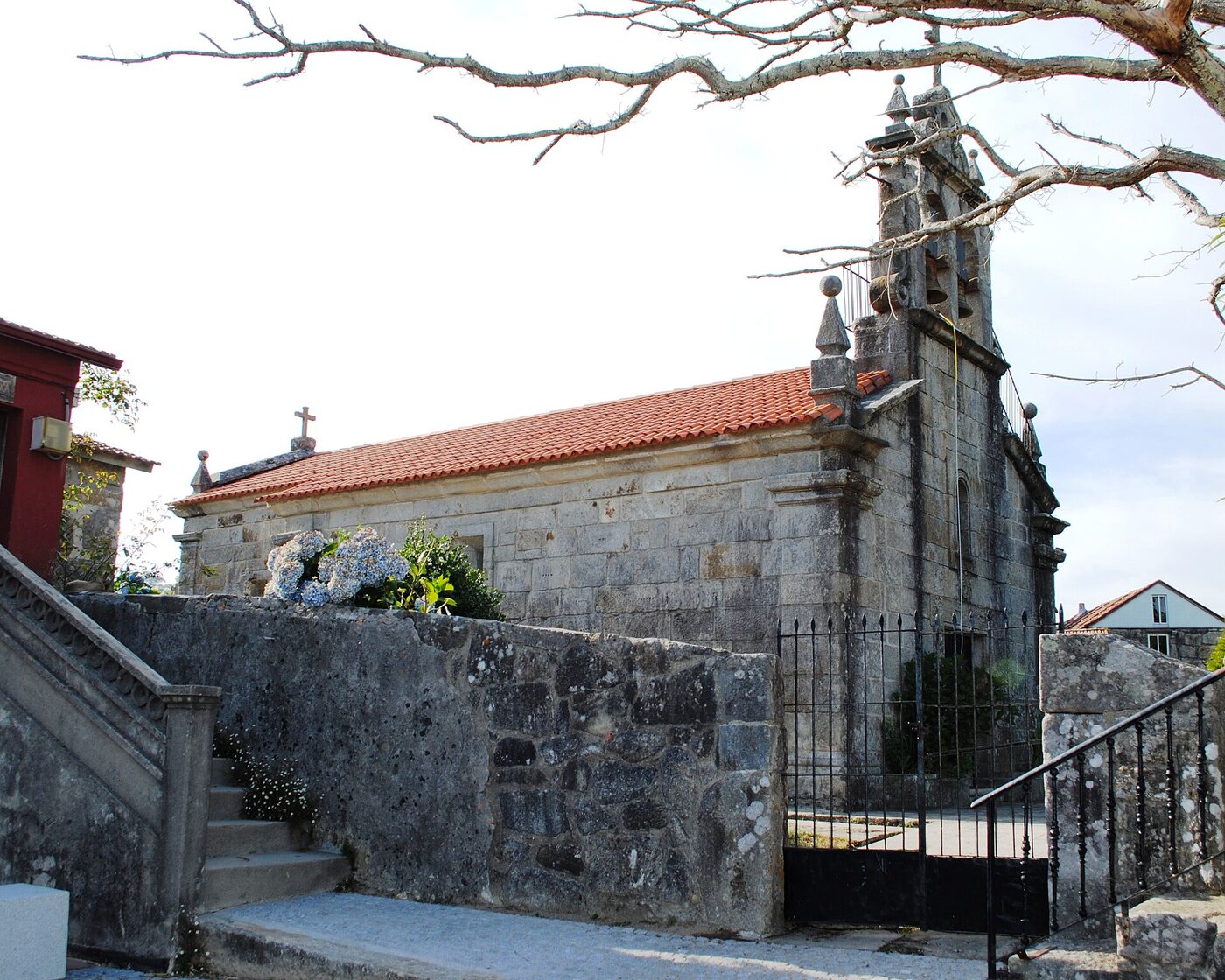 Igrexa de Santa María de Pinzás en Tomiño