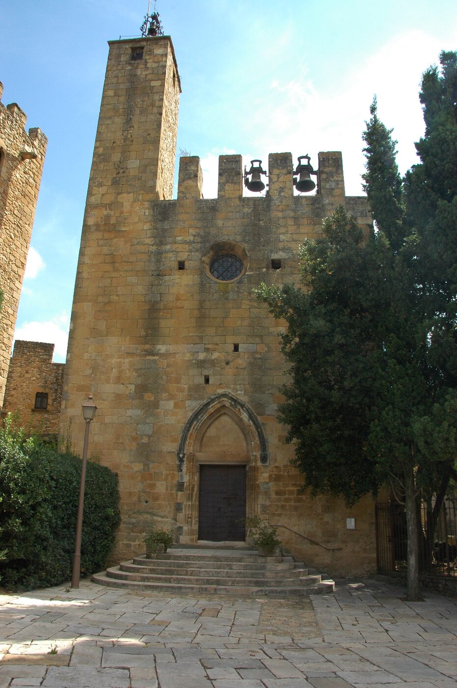 Sant Julià i Santa Basilissa de Vulpellac en Forallac