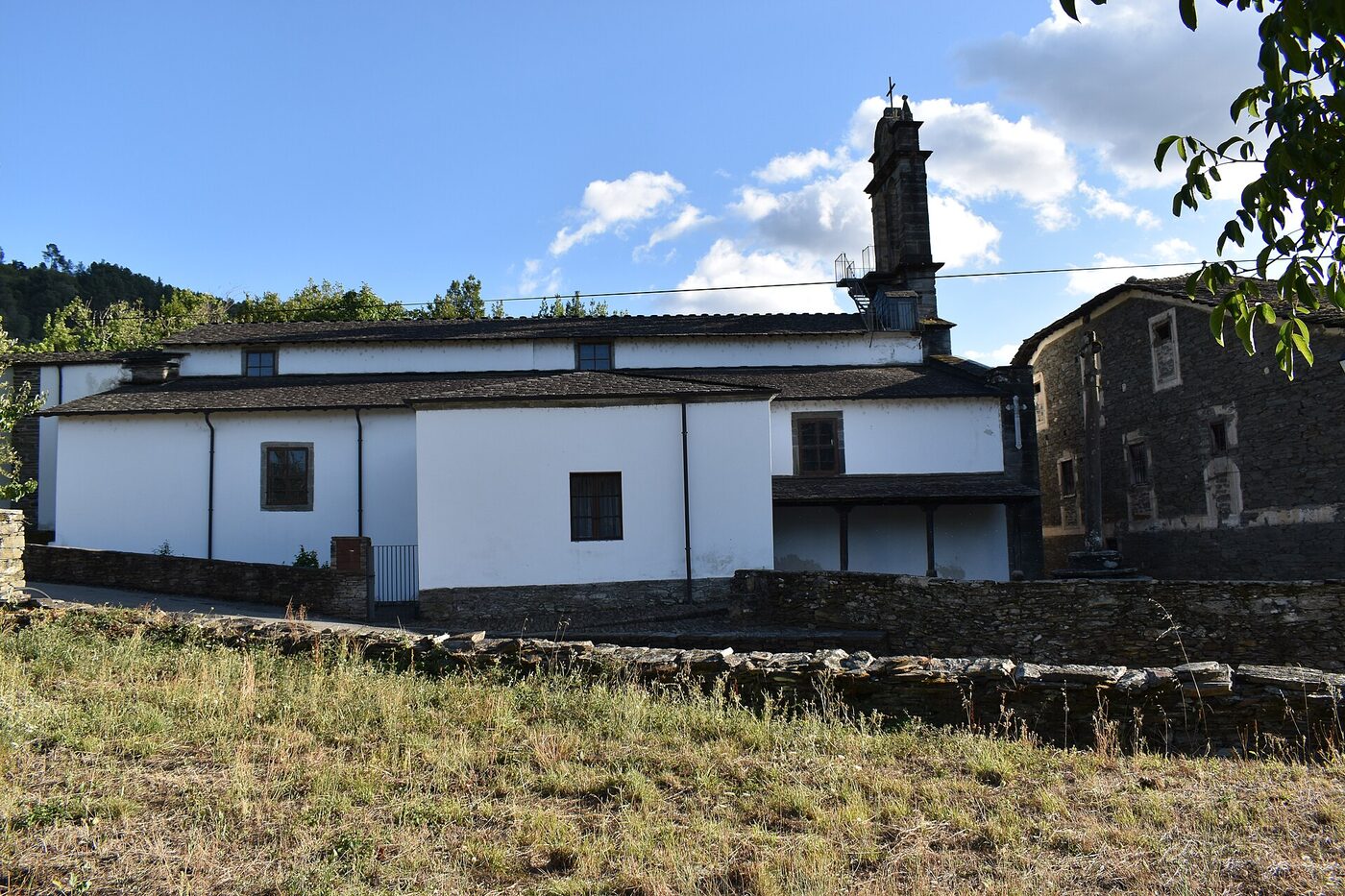 Igrexa de San Salvador do Hospital en Quiroga