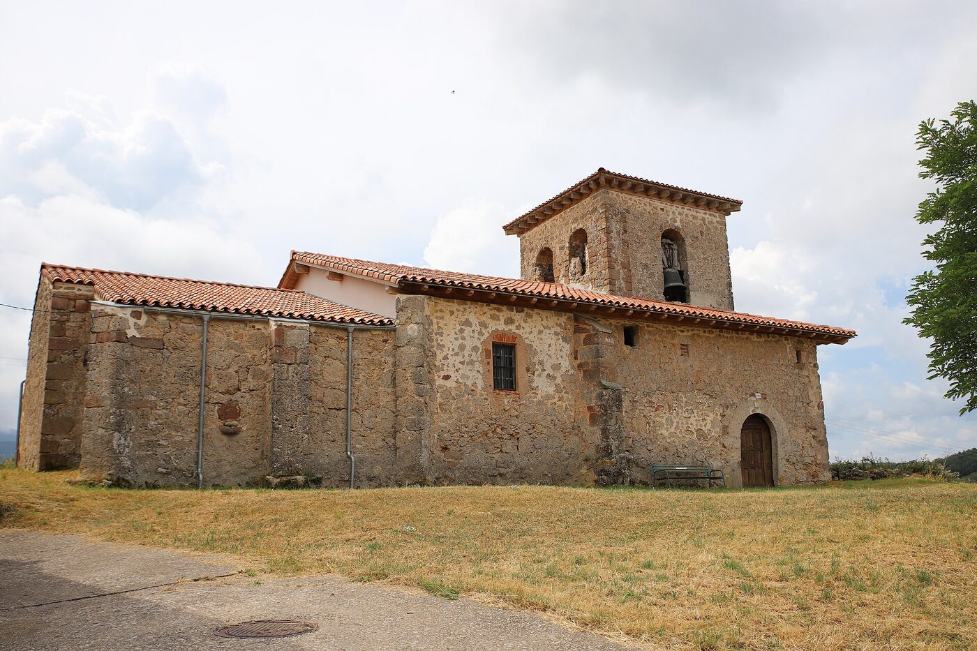 Iglesia de San Esteban Protomártir en Rábanos